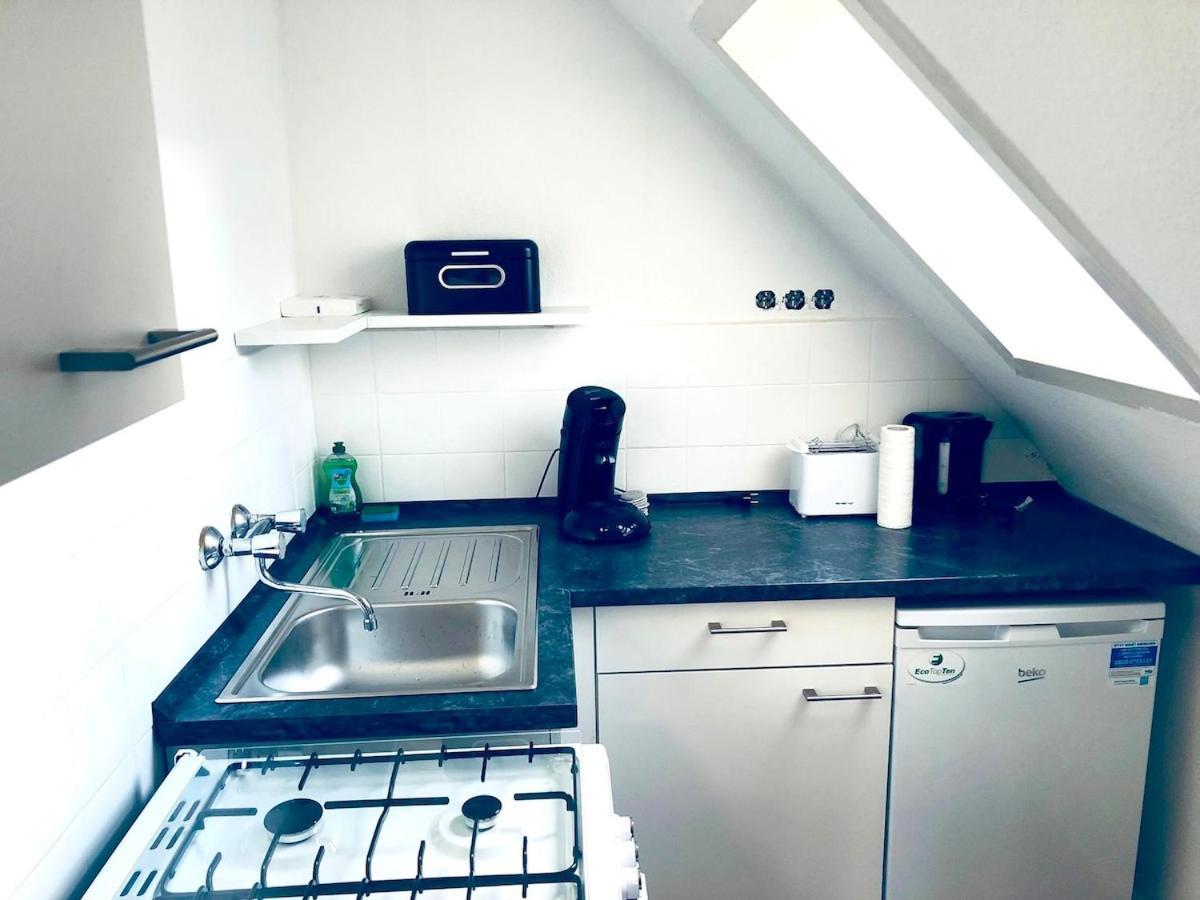 Wohnung Mit Neuem Bad Und Kueche Gelsenkirchen Ngoại thất bức ảnh