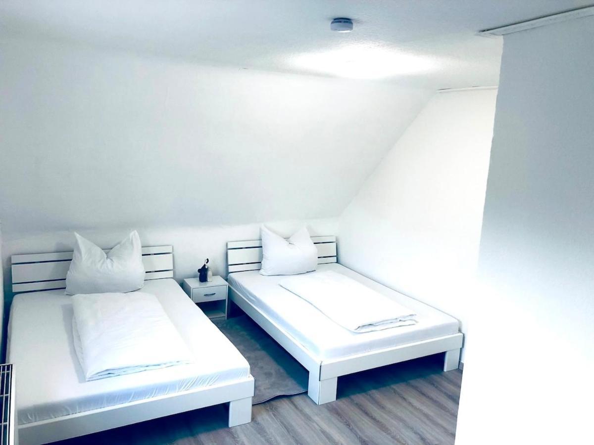 Wohnung Mit Neuem Bad Und Kueche Gelsenkirchen Ngoại thất bức ảnh