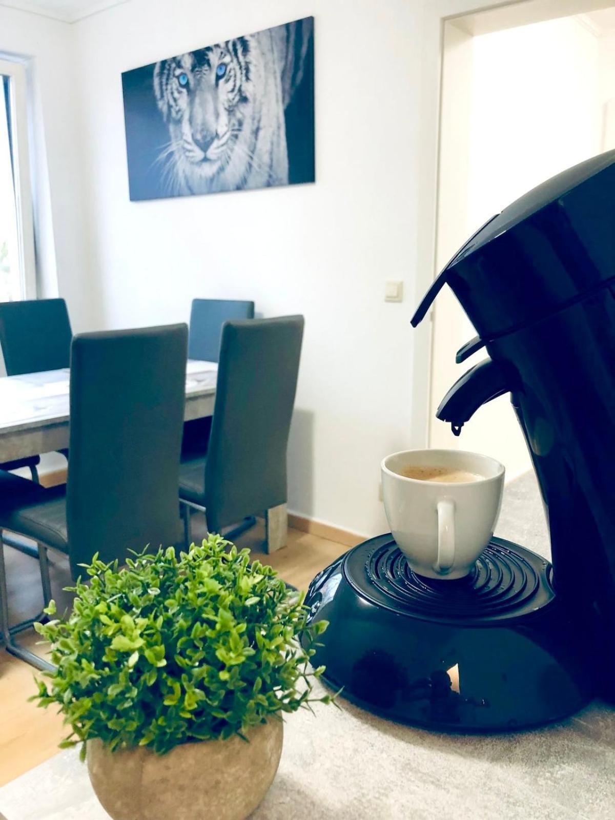 Wohnung Mit Neuem Bad Und Kueche Gelsenkirchen Ngoại thất bức ảnh